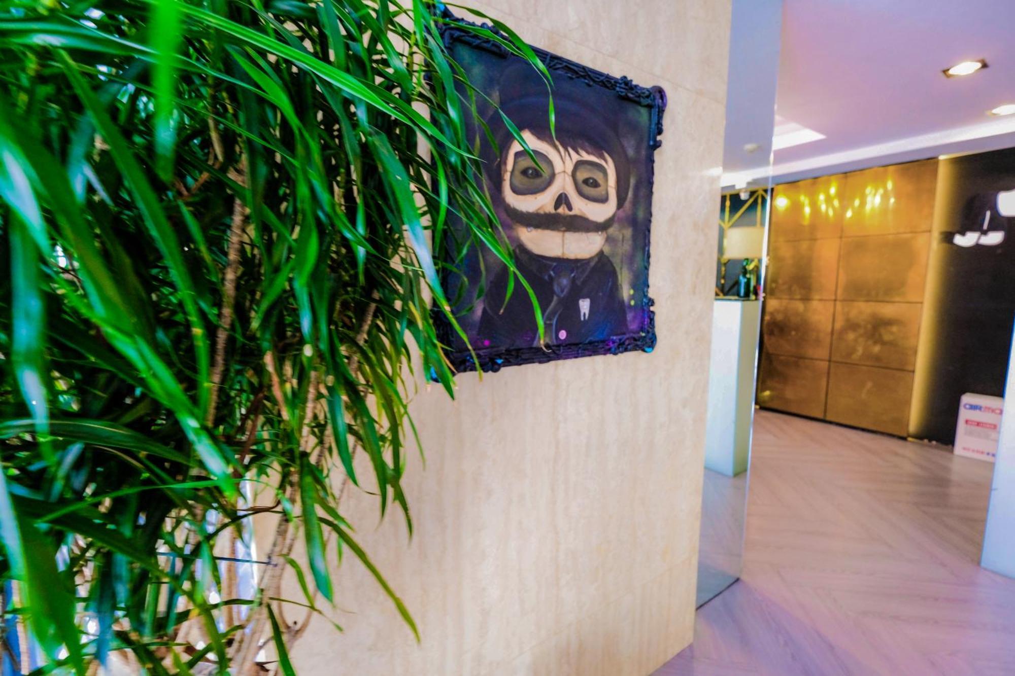 Havitat Boutique Hotel Makati City Exterior photo