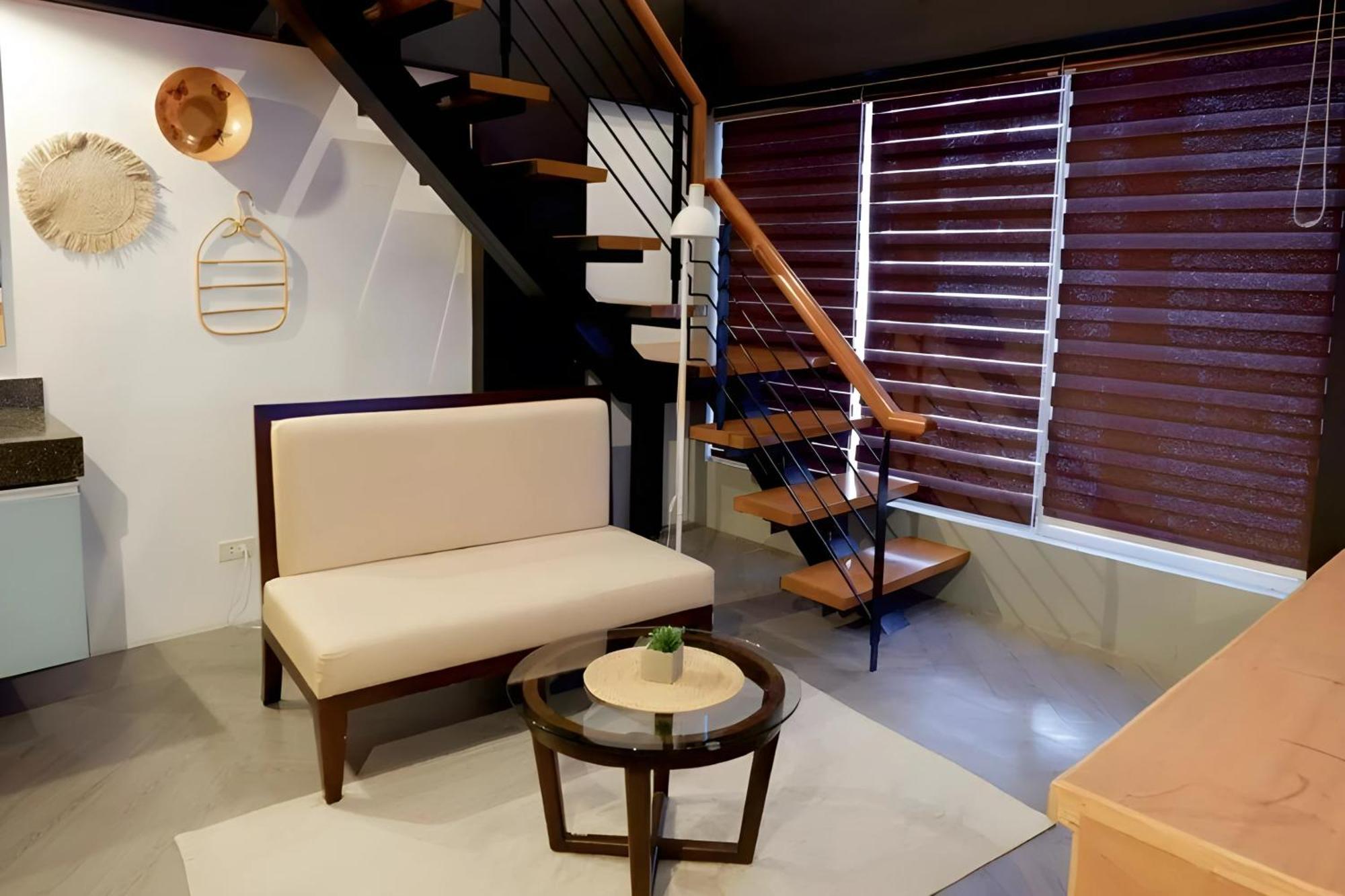 Havitat Boutique Hotel Makati City Exterior photo