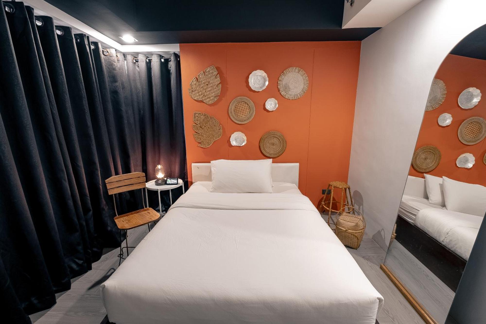 Havitat Boutique Hotel Makati City Exterior photo