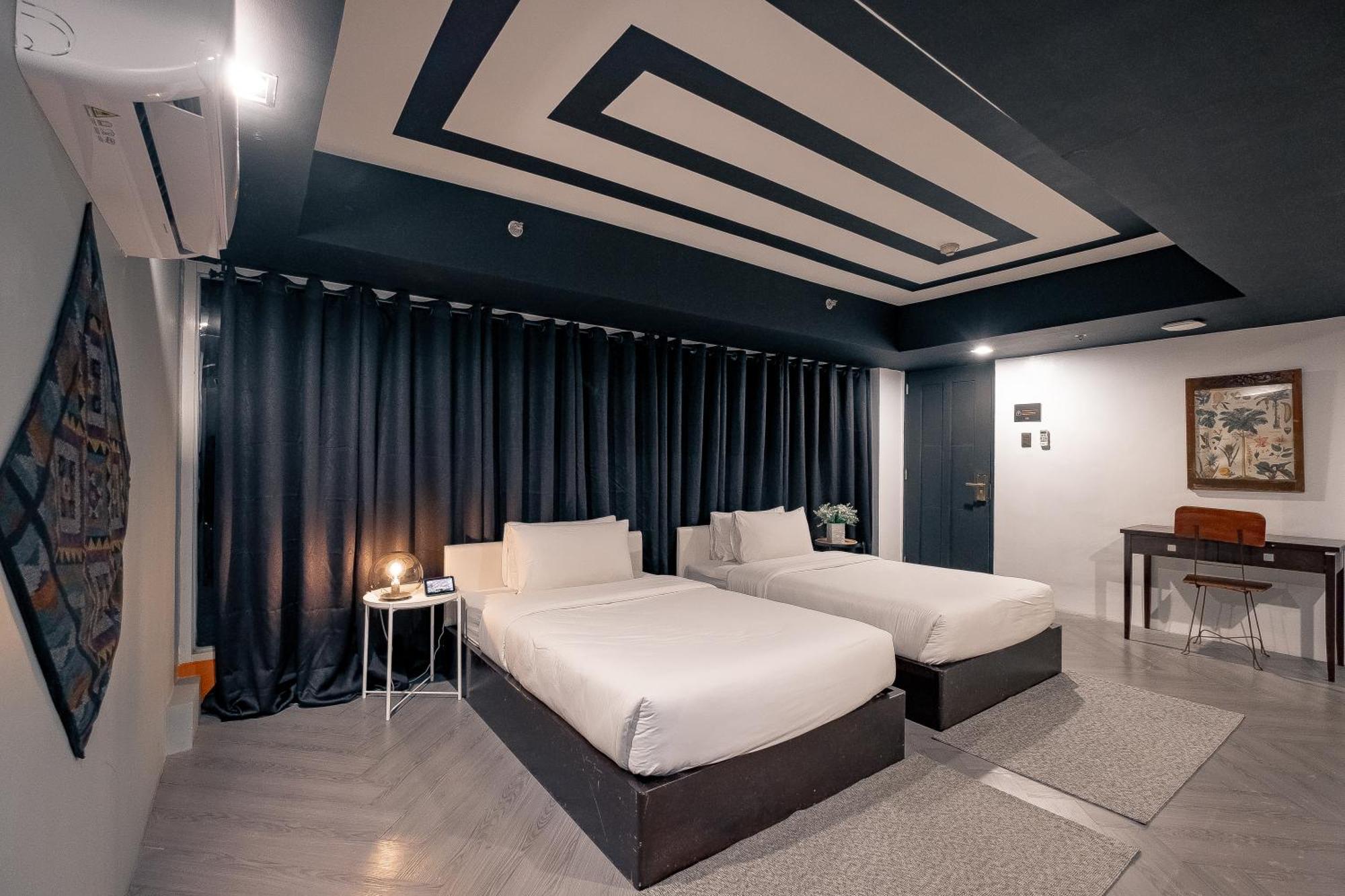 Havitat Boutique Hotel Makati City Exterior photo