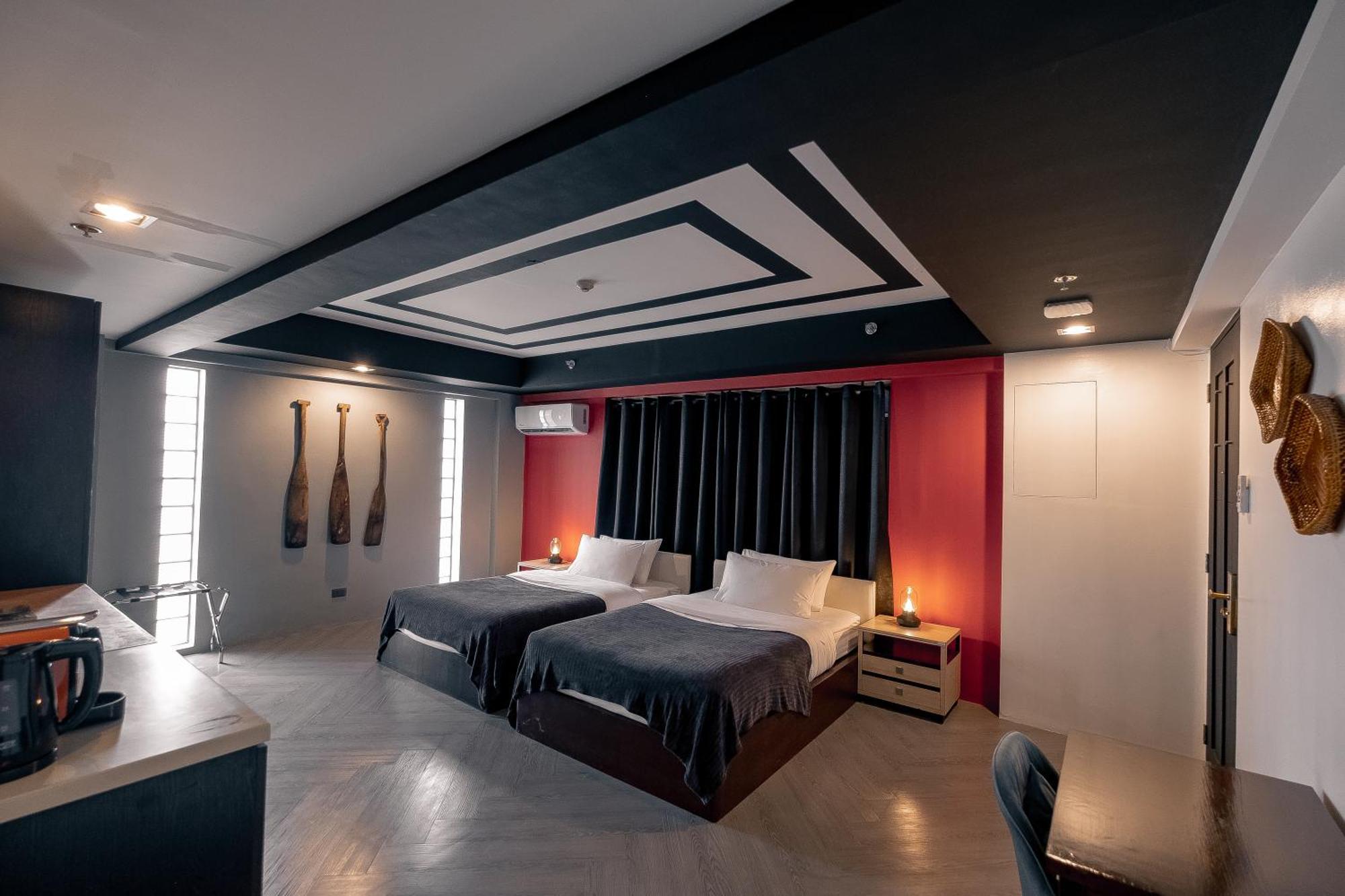 Havitat Boutique Hotel Makati City Exterior photo