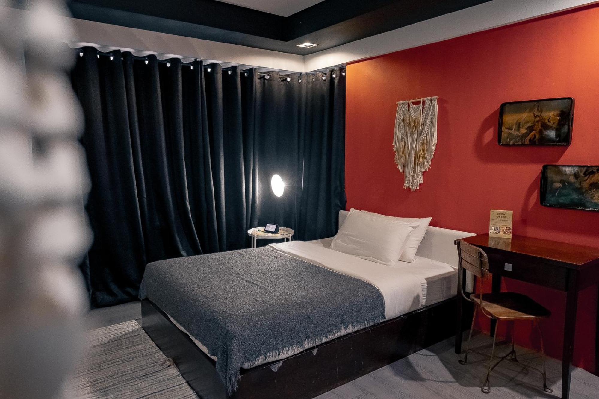 Havitat Boutique Hotel Makati City Exterior photo