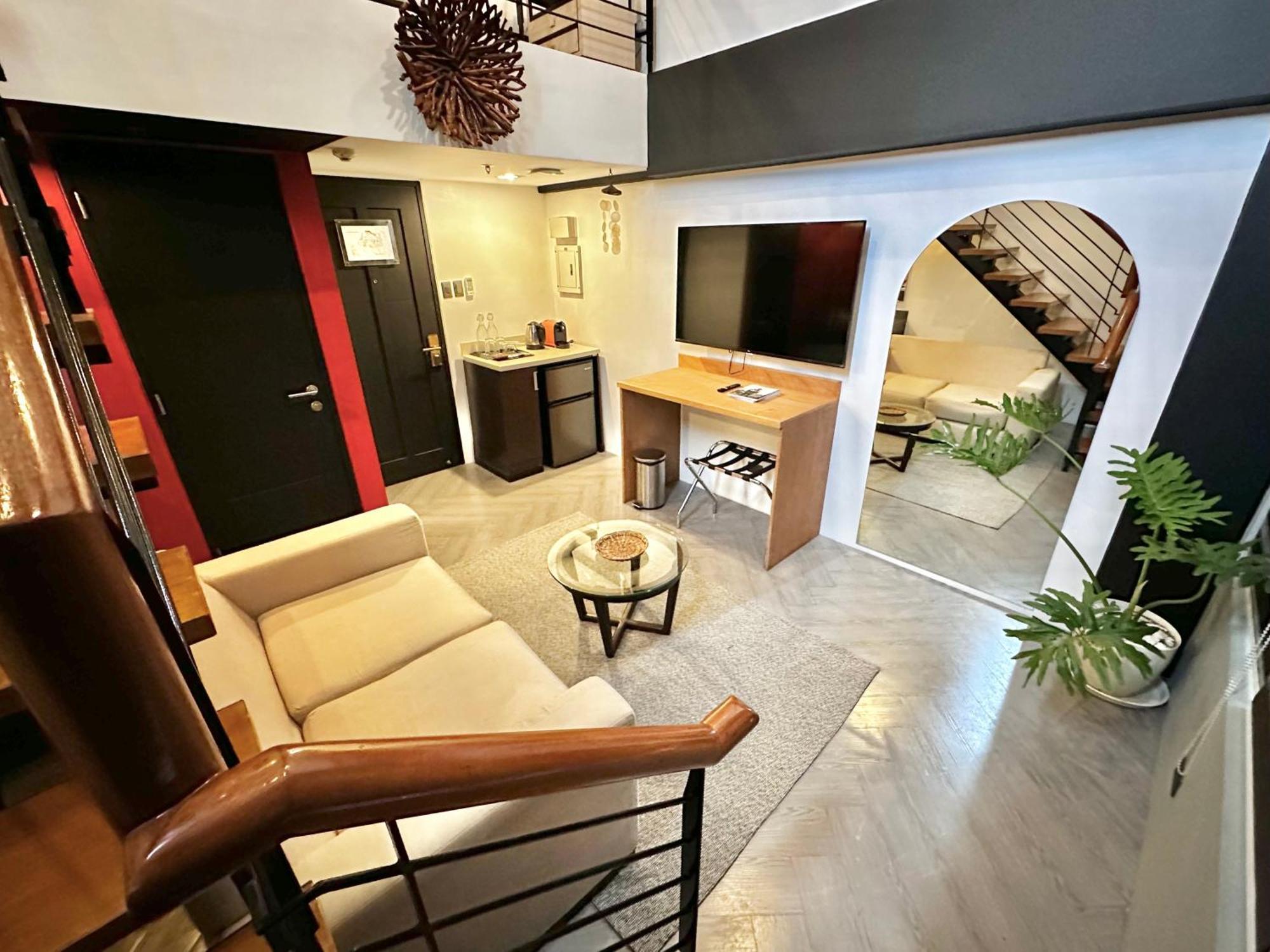 Havitat Boutique Hotel Makati City Exterior photo